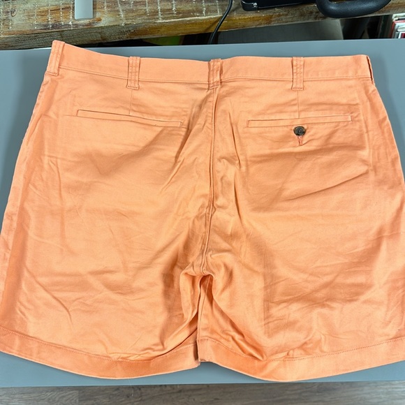 Like new JCrew shorts 🌞 - Picture 4 of 4